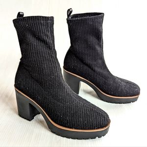 CHINESE LAUNDRY Garvey black ribbed knit chunky platform boots